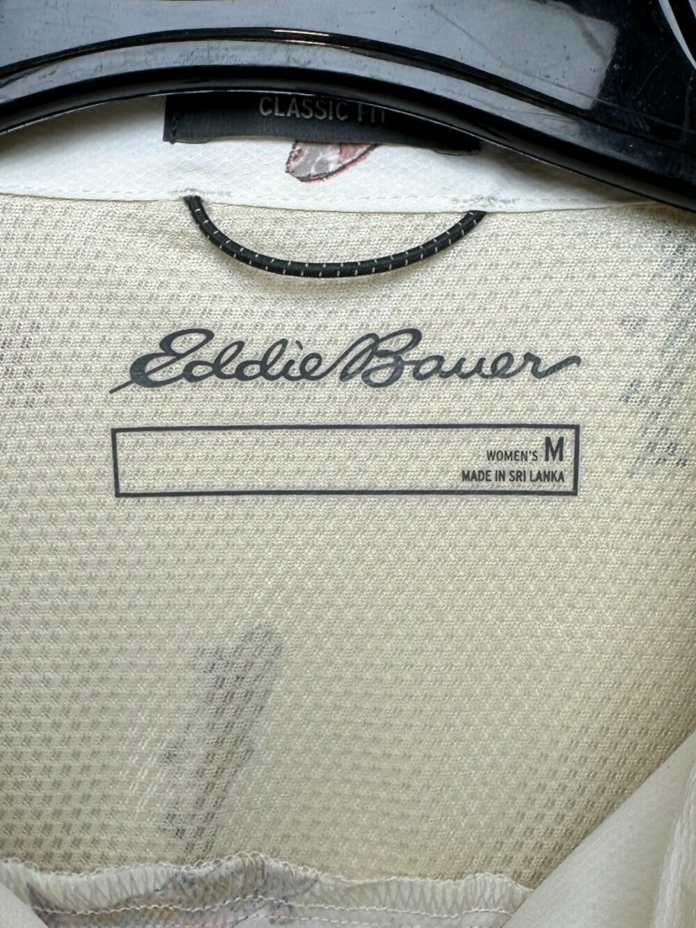 Eddie Bauer Women's Vented Fly Fishing Shirt Blouse Size Fish Pattern Size M - Picture 9 of 13
